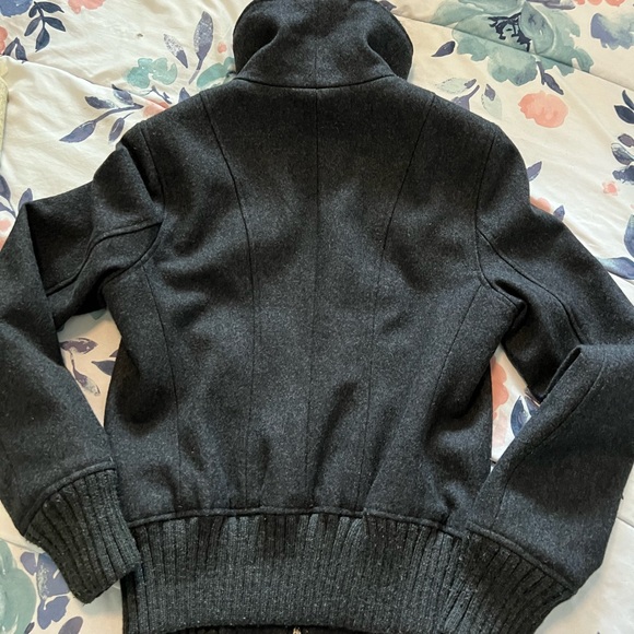 Express Coat - Picture 14 of 15